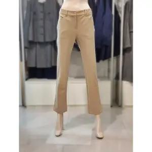 갤러리아 크로커다일레이디 뒷밴딩 기본 부츠컷바지 CLDSPT201