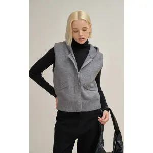 갤러리아 후드지퍼니트베스트 (MM44VT09)