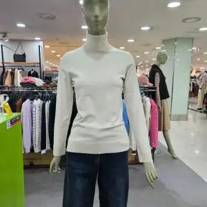 시슬리/애플아울렛/직수입 베이직 폴라 니트 3F-14ETM2178