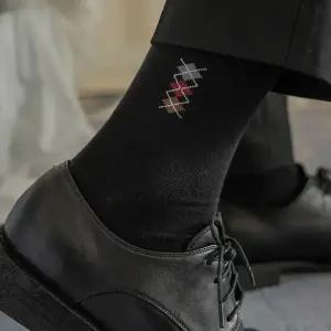 [4켤레] 삭스팩토리 남성 정장 다이아 양말 3컬러