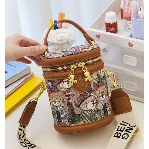 [하프클럽/]큐티베어 원통타입 숄더백 696963355475