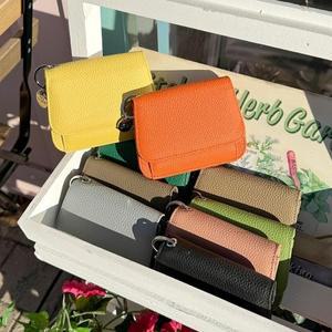 [다잇템] 여자 영패션 멀티컬러 레더 쁘띠 똑딱이버튼 카드지갑