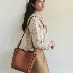 [헤지스](대구신세계)[아카이브H 베리백] 클래식 브라운 레더 토트겸 숄더백 L HIBA5F164W2