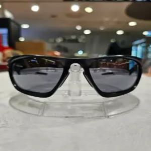 [트랜디카] 오클리 라테랄리스 선글라스 LATERALIS (OO9431-02)