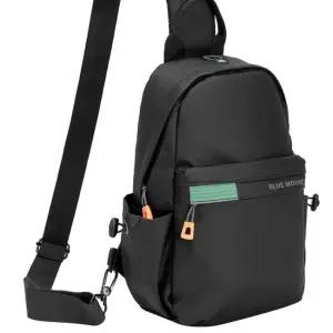 남여공용 슬링백 외부USB포트 생활방수 아웃도어 옆으로매는가방 어깨가방 크로스슬링백