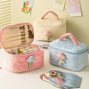 [더봉]튤립 코듀로이 화장품 파우치 2종 (손목핸디) 3컬러