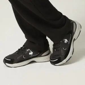 [롯데백화점]르꼬끄 [정상가 149000]공용 운동화 드래곤 비트 QN323LCR82_BLK