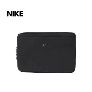 나이키 아우라 랩탑 슬리브 노트북 파우치 16인치 (IQ0111-013)