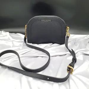 마크제이콥스 블랙 가죽 데일리 숄더백 크로스백 중고 가방 은피아노