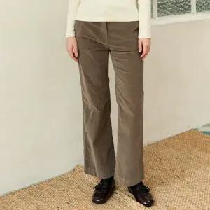 [치키타] 코듀로이 부츠컷 팬츠 베이지 250903BE