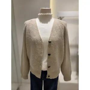 [SOUP](신세계 사우스시티) 오버핏 니트 가디건 (SBAGD33)