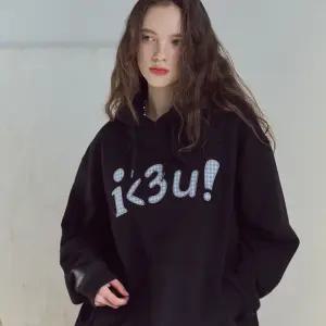 러브유 패치 후드티 블랙