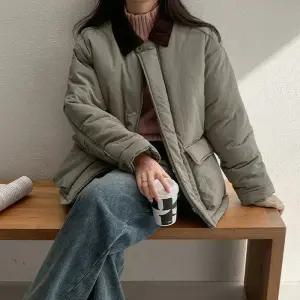 [코코블랑] 리스 카라 워크 패딩