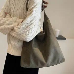 [다잇템] 여자 콘트라스트 FW 휘뚜루 빅백 세무 들러리룩 숄더백