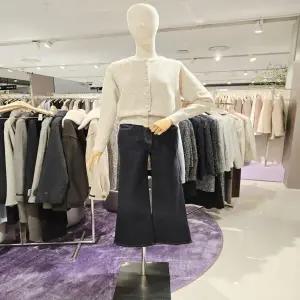 [라인스튜디오원2] 라운드넥울카디건 (NVCDPL9900)