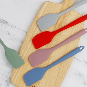 국내제조 파스텔 실리콘 알뜰주걱 깔끔이 스페츌라