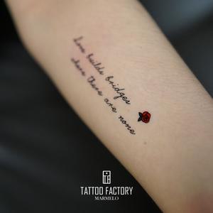 감성 타투스티커