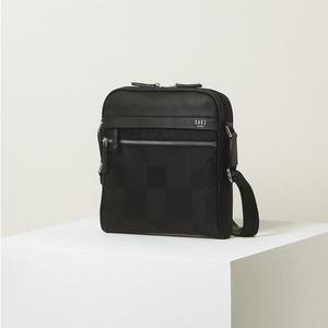 [닥스](강남점)DBBA3E046BK 블랙 패턴 나일론 크로스백