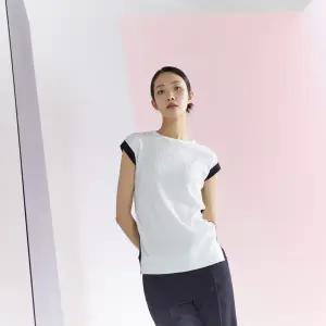 [런칭가 89900원] J by 슬리브리스 니트 블라우스 4종