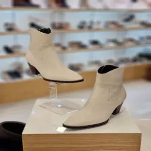 [미소페] by미소페 여성 웨스턴 앵클 부츠 (6cm) 112346010