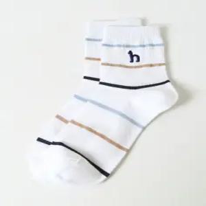 헤지스 남성 25SS 화이트 스트라이프 중목 양말 HZSS5E202WT