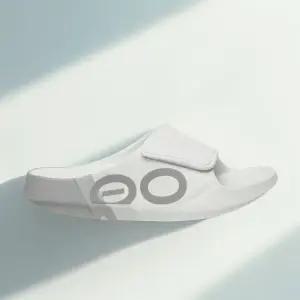 우포스 슬리퍼 우아 스포츠 플렉스 스모크 랠리