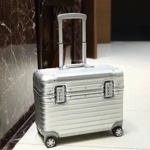 승무원 위로여는 캐리어 케이스 가방 하드케이스 실버 16인치