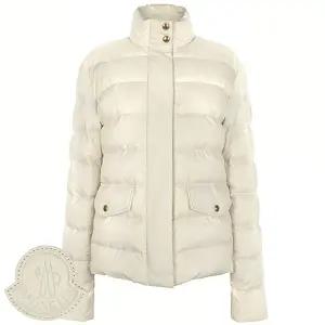 몽클레어 25FW 화이트아이보리 베셋 숏 구스 다운 자켓 1A00119 597WF 038
