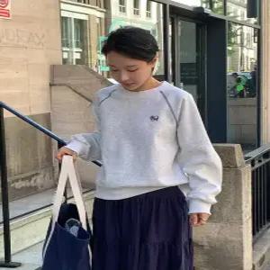 비러브드 자수 나그랑 맨투맨 (2color)