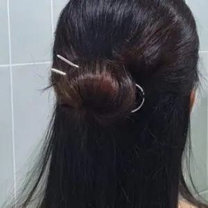 [콩심팥심]곡선형U자비녀 여성용 은색 올림머리비녀