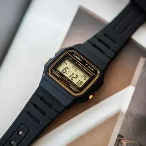 카시오 F-91WG-9 공용 우레탄밴드 디지털 시계 (6544814C)