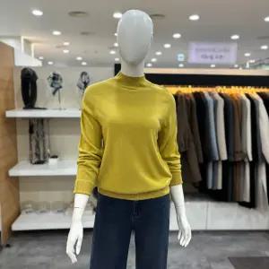 [쉬즈미스]래글런 모크넥 니트