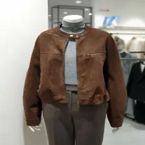 [KL] 페이크 스웨이드 재킷 KWJKPJ3000