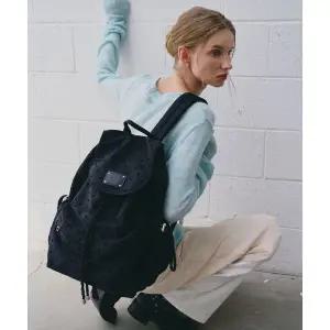 MUR Fluffy String Backpack dot black