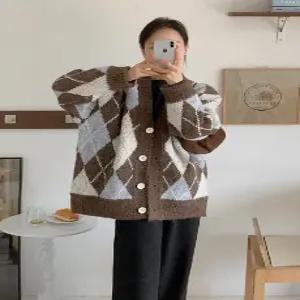 울 베르 도톰 아가일 브이넥 니트 가디건 (one color)