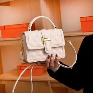 어반백 여성크로스백 크로스백URB_W756