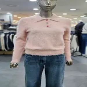 시슬리/애플아울렛/직수입 플러피 카라 니트 4F-19VBM300B