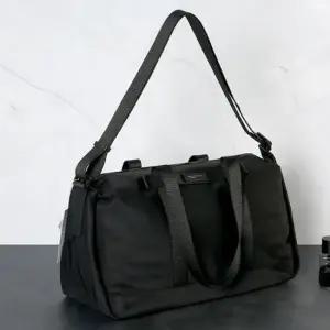 [라일리] Rly 트래블백 여행 스포츠 운동 큰 보스턴 가방 블랙  42206763)