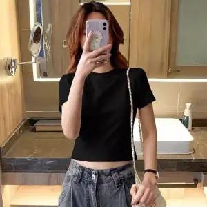 스타일리쉬 팬츠 스커트 매치 다양한 컬러 크롭스타일 티셔츠 라운드넥 반팔 여름 패션