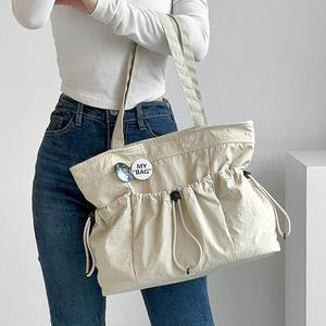 프롬헤븐 페넬로 바스락 경량 숄더백