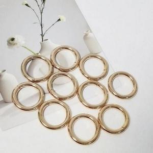 고품질 오링 가방고리 캐주얼 키링 연결고리 필수템 O링 골드 (WFI1GW8)