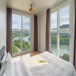 [경기/가평] 가평 남이섬 비바펜션 (가족/MT/워크샵/주차장/세미나실/바베큐장/엘리베이터/공용수영장(실외)/강/호수/포레스트뷰(산)/수상레저/픽업가능/조식(유료)/단체/커플/공용주방시설/흡연구역(지정장소))