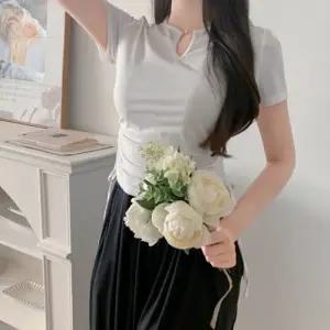 여자 무지 티셔츠 슬림 셔링 U넥 꾸안꾸 반팔티 여름티