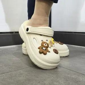 남녀공용 털슬리퍼 겨울 사무실 방한 실내화 통굽 슬리퍼 샌들 신발 하니