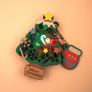 우드 DIY 크리스마스 트리쉐이커 LED 터치램프 키링 악세서리 만들기 MDF 조립