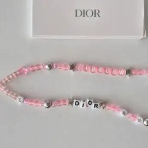 디올 뷰티 비즈 스트랩 / 디올 다용도 비즈 스트랩 / 쇼핑백포함발송