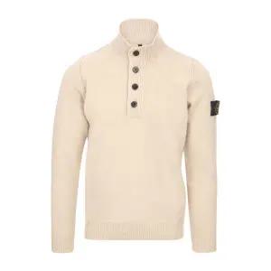STONE ISLAND 스톤아일랜드 540A3 Lambs Wool Half Button Sweater (8115540A3 V0097) (램스울 하프 버튼