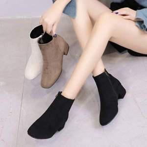 여성워커부츠 여성 겨울 기모안감 미들힐 스웨이드 앵클부츠