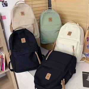 직장인 여대생 데일리 백팩 여자 대학생 가방 고등학생책가방