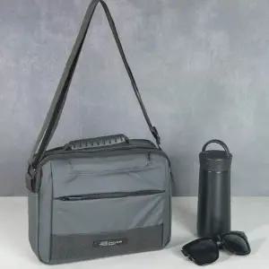 두가지 방식 착용 가능 여러 수납 포켓 공간 체계적 소지품 정리 일상 생활 모던 메신저 크로스백 출퇴근용